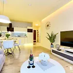 Balticon Polanki - Sauna, Fitness Inclusive - Basen Latem, Pool Im Sommer Apartament Kołobrzeg