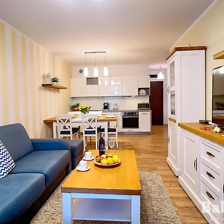 Apartmán Balticon Polanki - Sauna, Fitness Inclusive - Basen Latem, Pool Im Sommer Kolobřeh