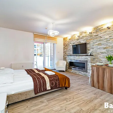 Balticon Polanki - Sauna, Fitness Inclusive - Basen Latem, Pool Im Sommer Daire *