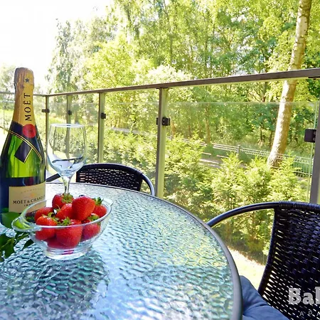 Balticon Polanki - Sauna, Fitness Inclusive - Basen Latem, Pool Im Sommer Daire