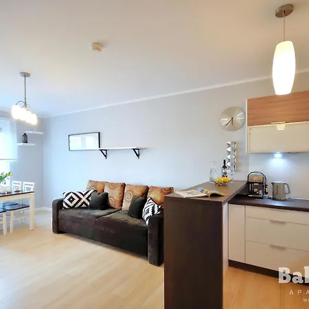 Apartmán Balticon Polanki - Sauna, Fitness Inclusive - Basen Latem, Pool Im Sommer Kolobřeh