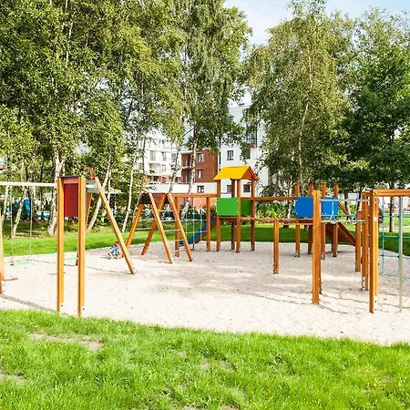 Balticon Polanki - Sauna, Fitness Inclusive - Basen Latem, Pool Im Sommer