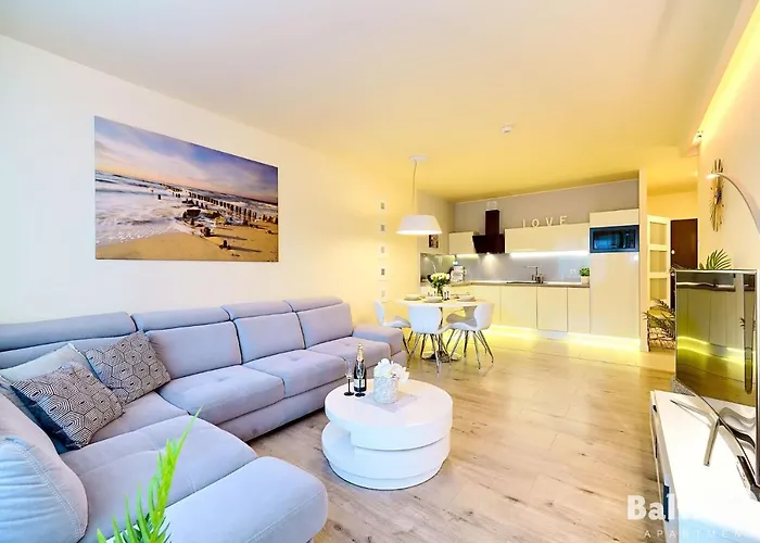 Apartmán Balticon Polanki - Sauna, Fitness Inclusive - Basen Latem, Pool Im Sommer Kolobřeh